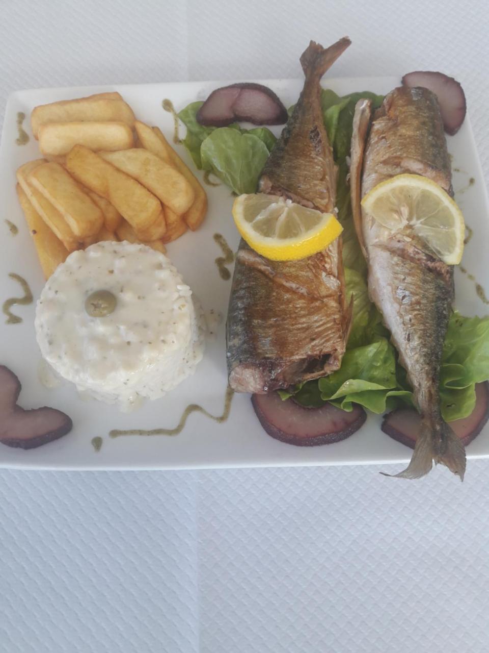 Hotel Lesembruns Hawr Zewnętrze zdjęcie